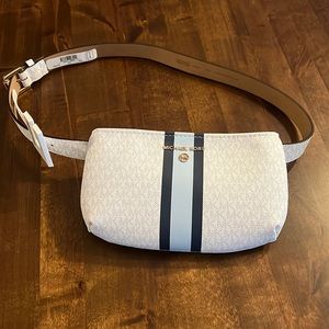 BNWT Michael Kors Waist Bag. Size S/M. White with Blue Stripe.